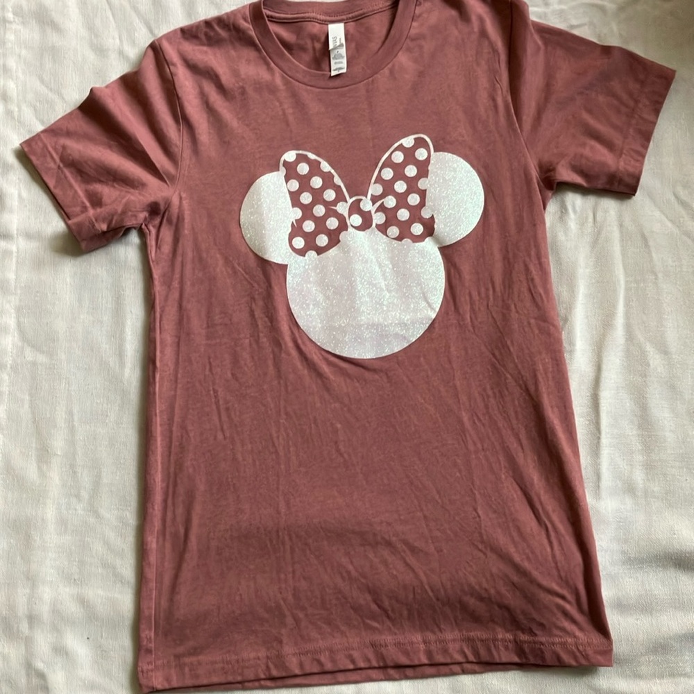 Bella-Canvas Minnie Mouse Size S Rose tee shirt with glitter